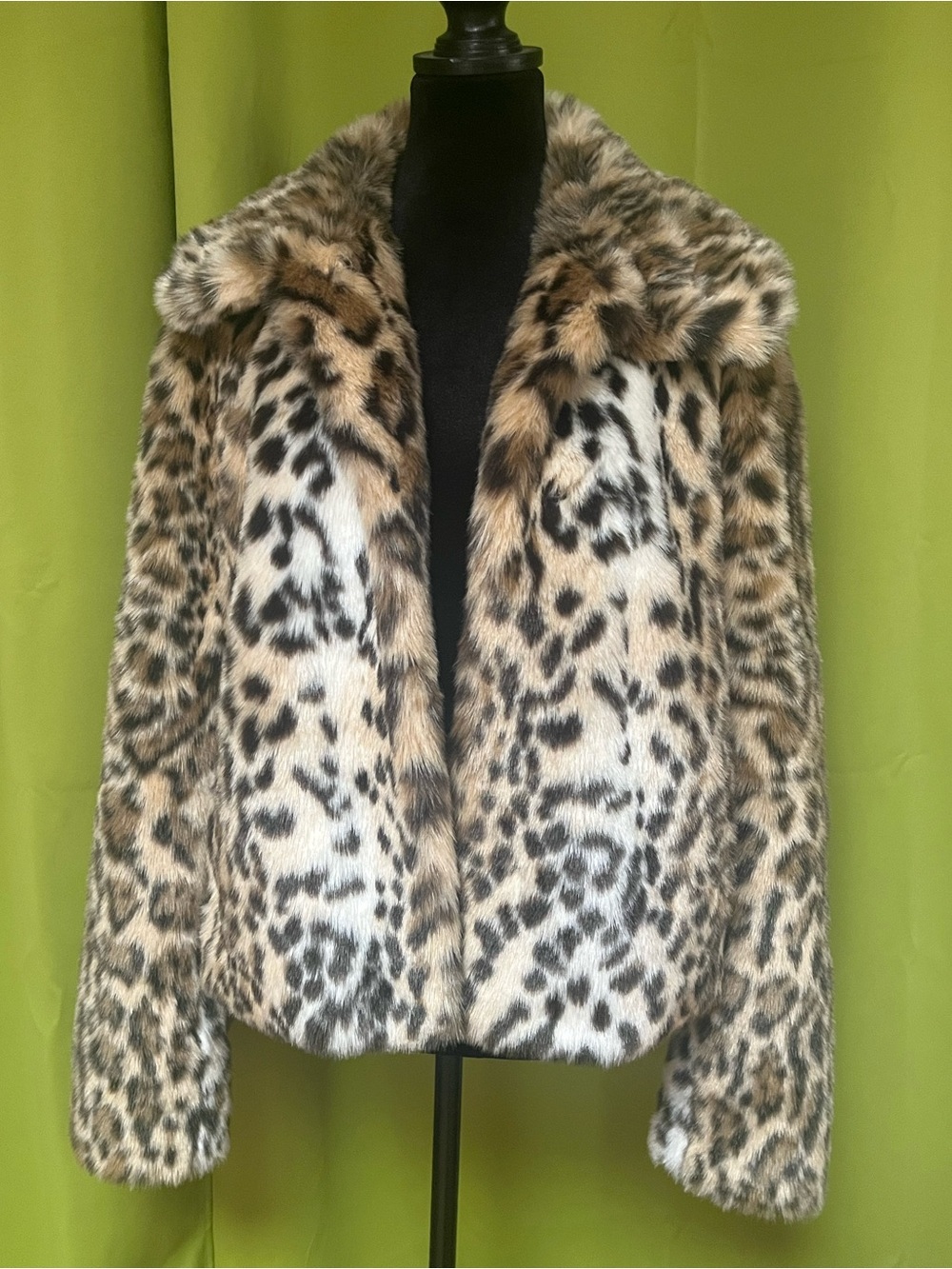 Vintage Gallery Faux Fur Leopard Jacket